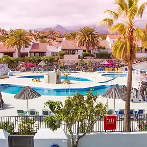 https://roxy-villas-sports-apartment-poolside-ap-piro.tenerifehoteles.net