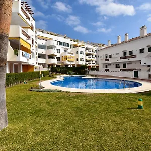  Apartment Urb Pueblo Del Parque, Luxury 2 Bedroom Apartment. Fantastic Location.
